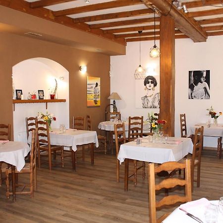 Hotel Restaurant Le Saint Clement Exteriör bild