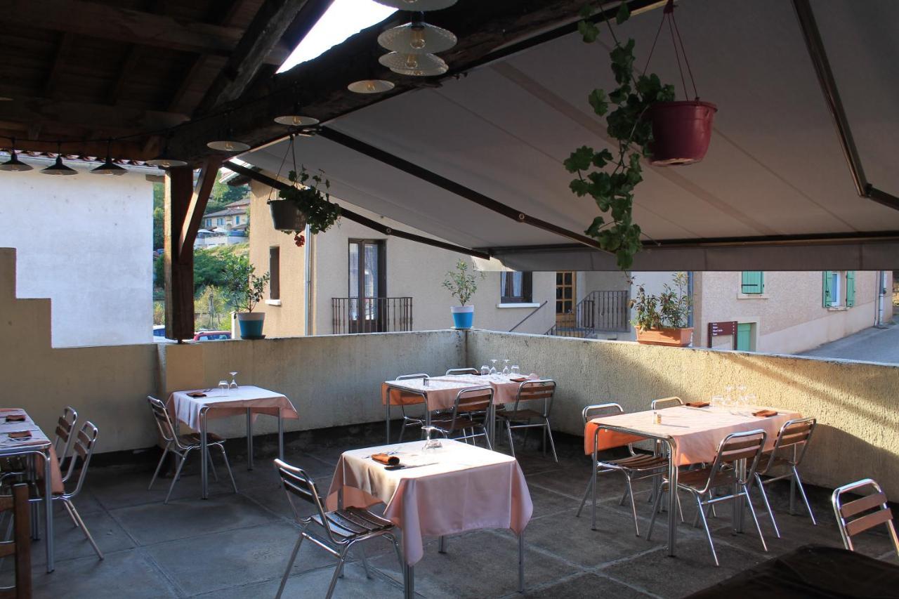 Hotel Restaurant Le Saint Clement Exteriör bild